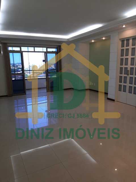 Apartamento à venda com 4 quartos, 175m² - Foto 4