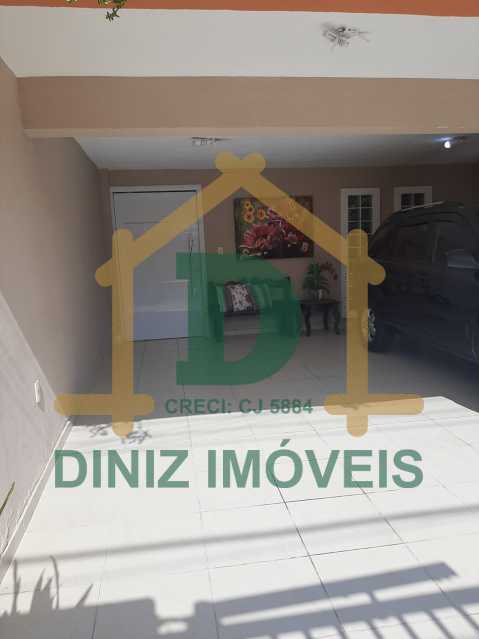 Casa à venda com 4 quartos, 200m² - Foto 2