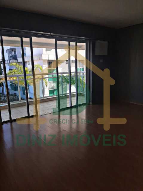 Apartamento à venda com 3 quartos, 132m² - Foto 3