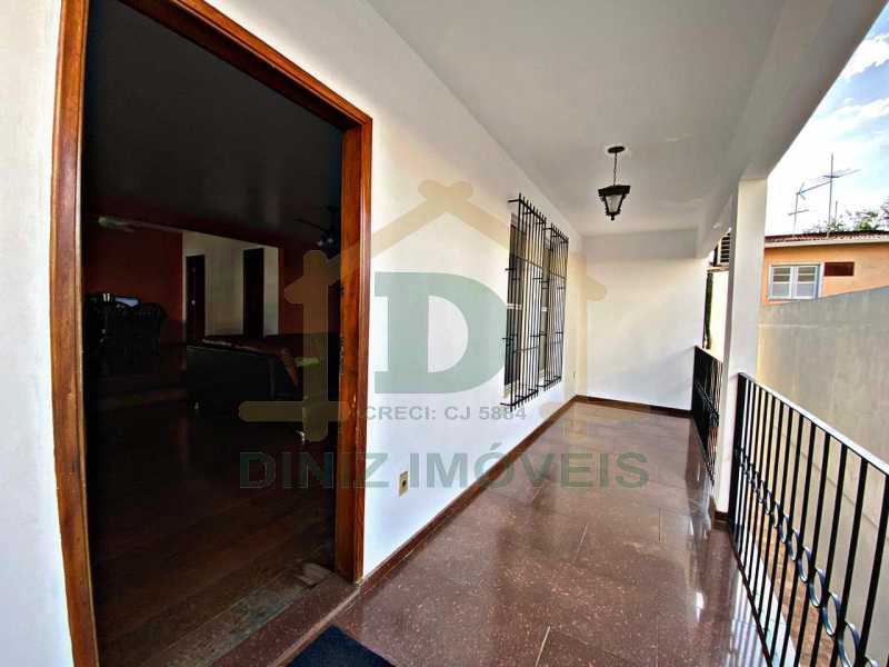 Casa à venda com 3 quartos, 197m² - Foto 26