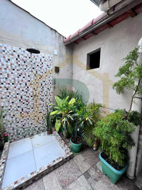 Casa à venda com 2 quartos, 130m² - Foto 12