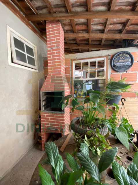 Casa à venda com 2 quartos, 60m² - Foto 10