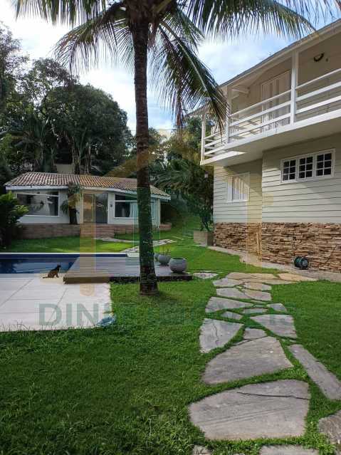 Casa de Condomínio à venda com 5 quartos, 350m² - Foto 3