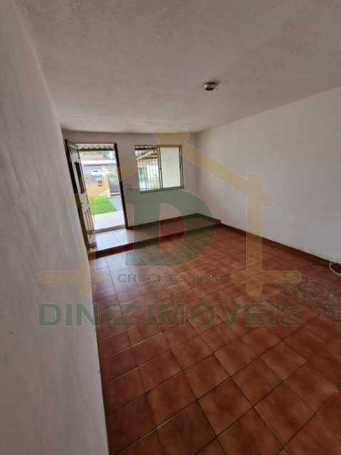 Casa à venda com 3 quartos, 71m² - Foto 2