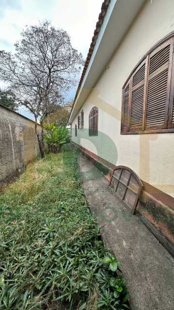 Casa à venda com 5 quartos, 220m² - Foto 24