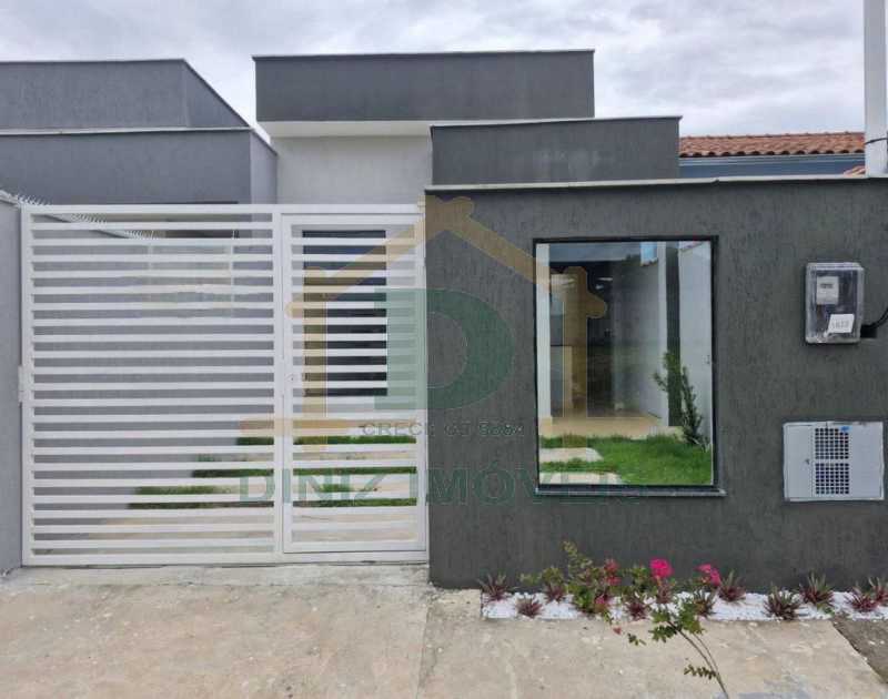 Casa à venda com 2 quartos, 69 - Foto 1