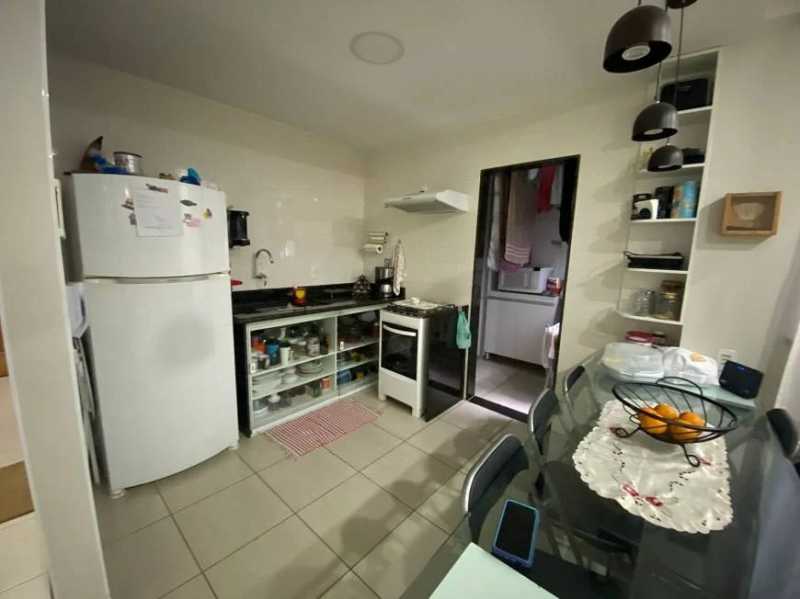 Apartamento à venda com 2 quartos, 60m² - Foto 11