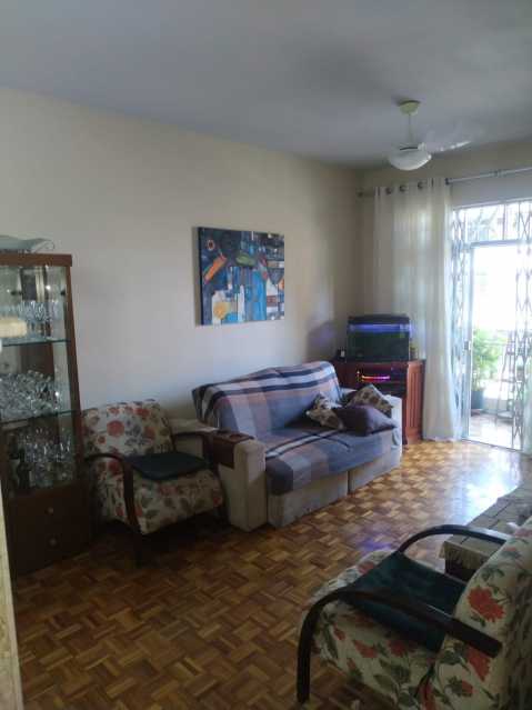 Apartamento à venda com 3 quartos, 113m² - Foto 3