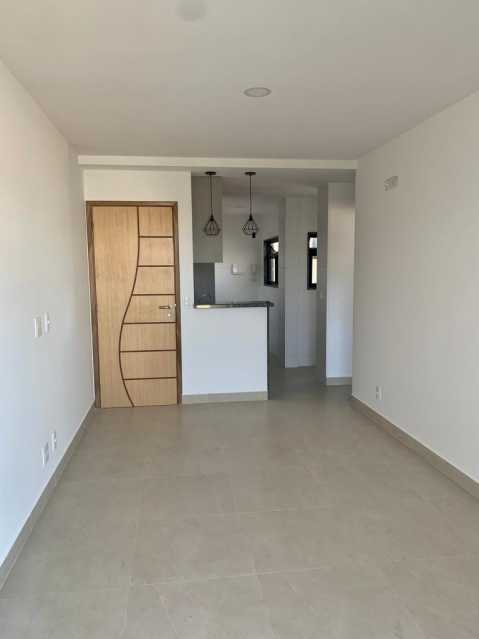 Apartamento à venda com 1 quarto, 45m² - Foto 5