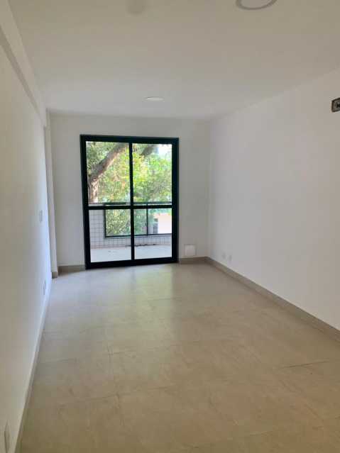 Apartamento à venda com 1 quarto, 45m² - Foto 6