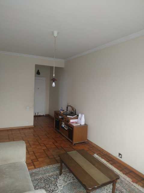 Apartamento à venda com 3 quartos, 110m² - Foto 3