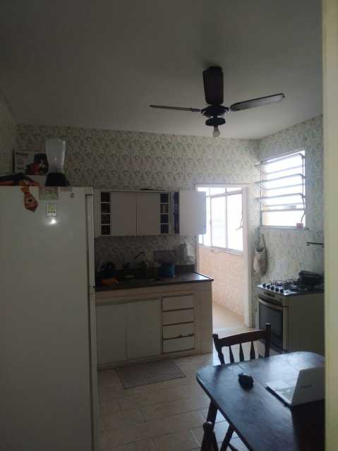 Apartamento à venda com 3 quartos, 110m² - Foto 13