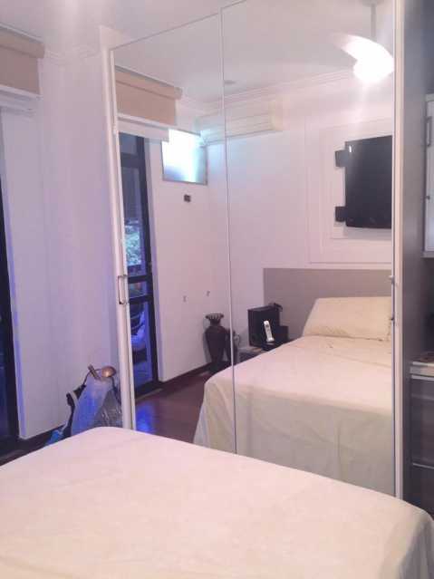 Apartamento à venda com 3 quartos, 131m² - Foto 8