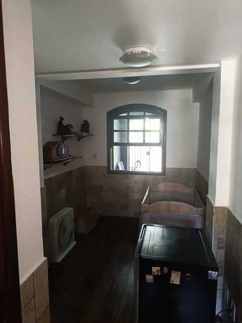 Casa à venda com 4 quartos, 255m² - Foto 24