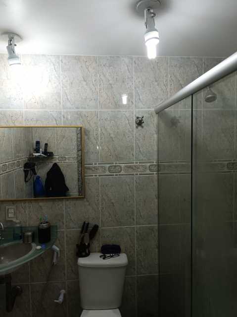 Apartamento à venda com 2 quartos, 63m² - Foto 8