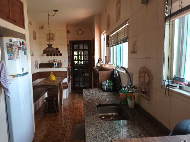 Casa à venda com 4 quartos, 150m² - Foto 20