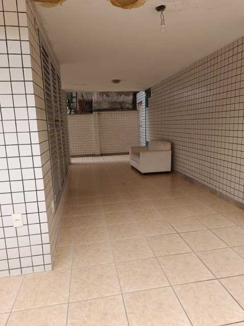 Apartamento à venda com 1 quarto, 39m² - Foto 11