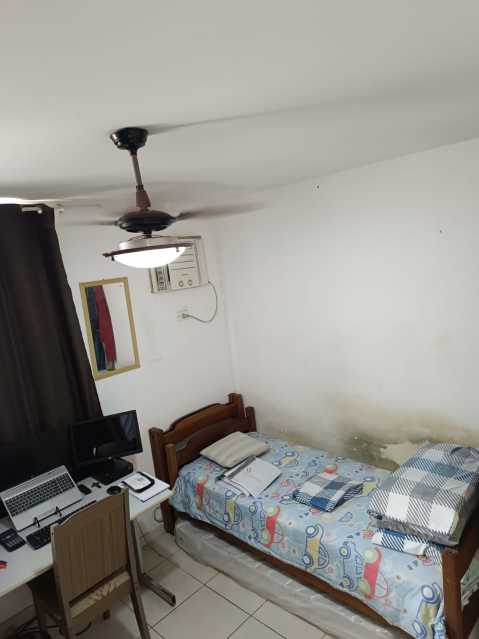 Apartamento à venda com 2 quartos, 70m² - Foto 11