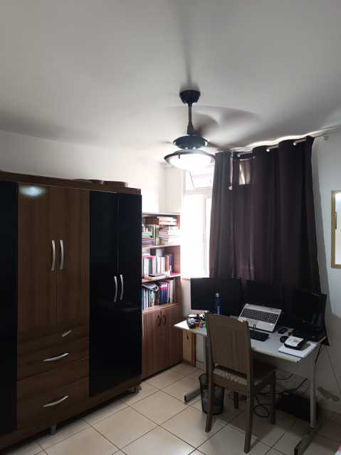 Apartamento à venda com 2 quartos, 70m² - Foto 12