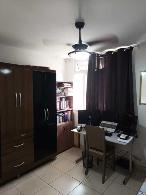 Apartamento à venda com 2 quartos, 70m² - Foto 13