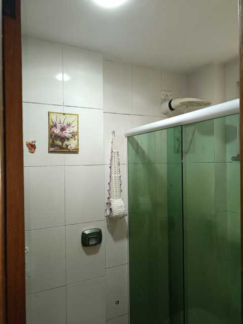 Apartamento à venda com 2 quartos, 70m² - Foto 19