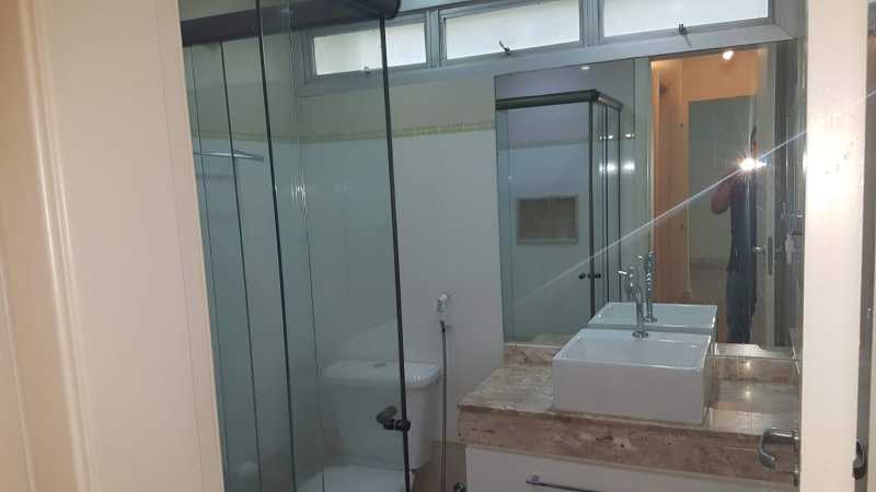 Apartamento à venda com 2 quartos, 76m² - Foto 7