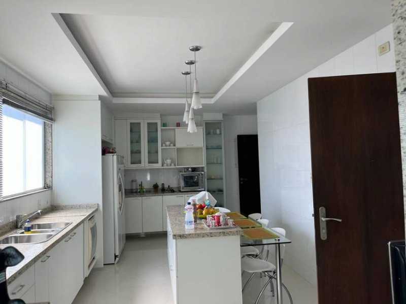 Apartamento à venda com 4 quartos, 281m² - Foto 22