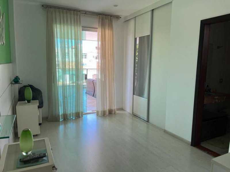 Apartamento à venda com 4 quartos, 281m² - Foto 27