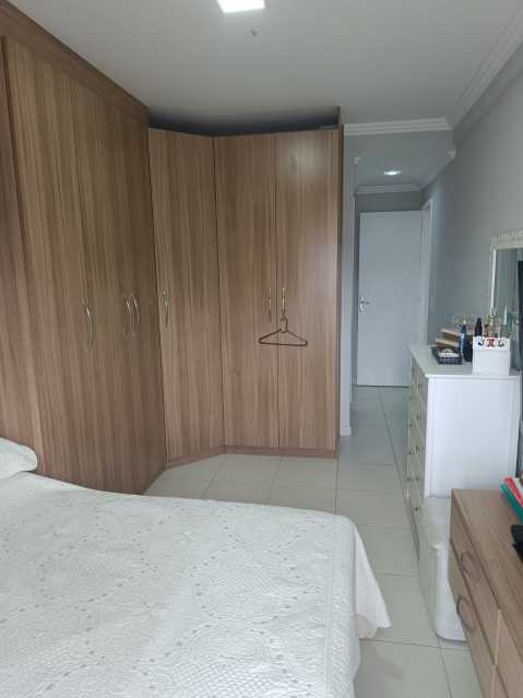 Cobertura à venda com 3 quartos, 245m² - Foto 13