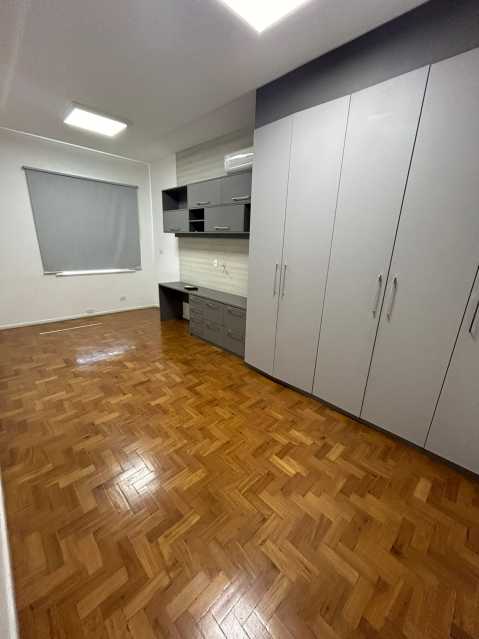 Casa à venda com 4 quartos, 300m² - Foto 6