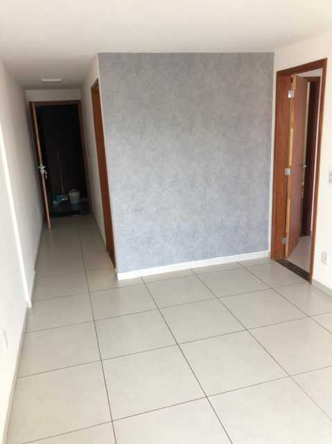 Apartamento à venda com 1 quarto, 40m² - Foto 3