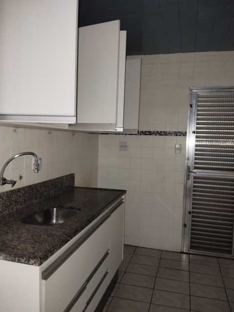 Apartamento à venda com 2 quartos, 60m² - Foto 11