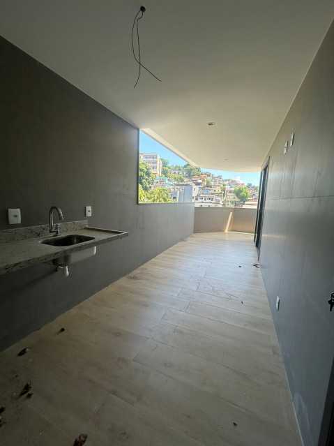 Apartamento à venda com 3 quartos, 137m² - Foto 6