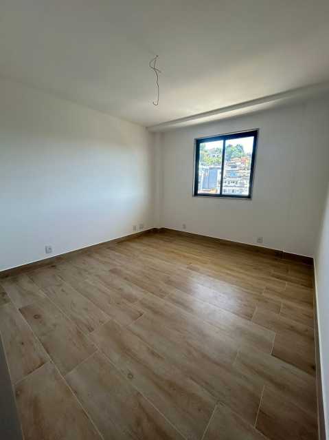 Apartamento à venda com 3 quartos, 137m² - Foto 9