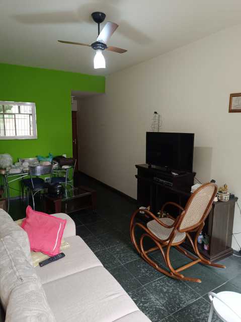 Apartamento à venda com 2 quartos, 75m² - Foto 3