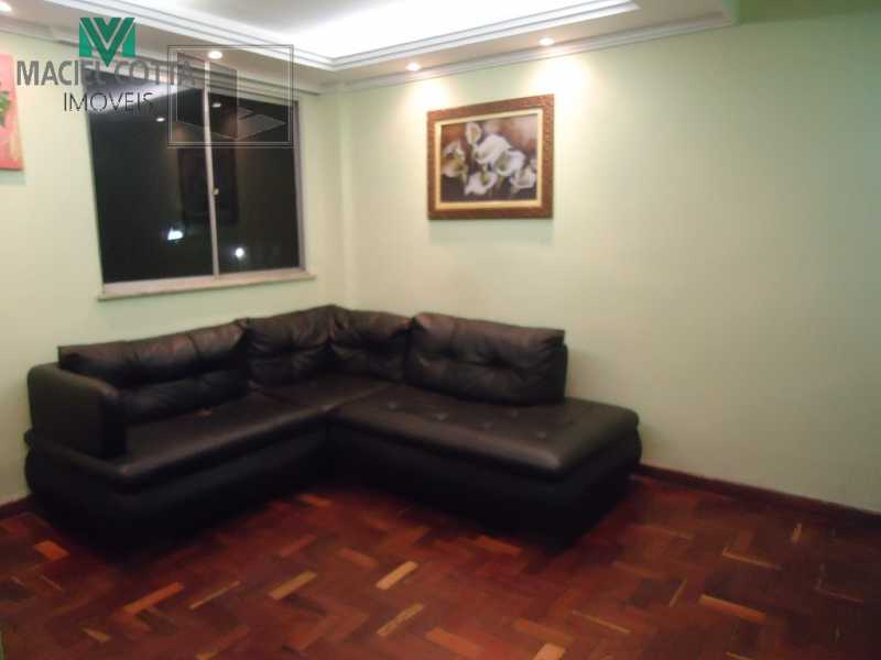 Apartamento à venda com 3 quartos, 55m² - Foto 2