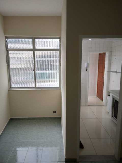Apartamento para alugar com 1 quarto, 60m² - Foto 4
