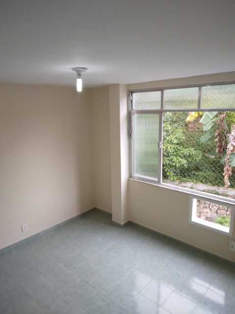Apartamento para alugar com 1 quarto, 60m² - Foto 11