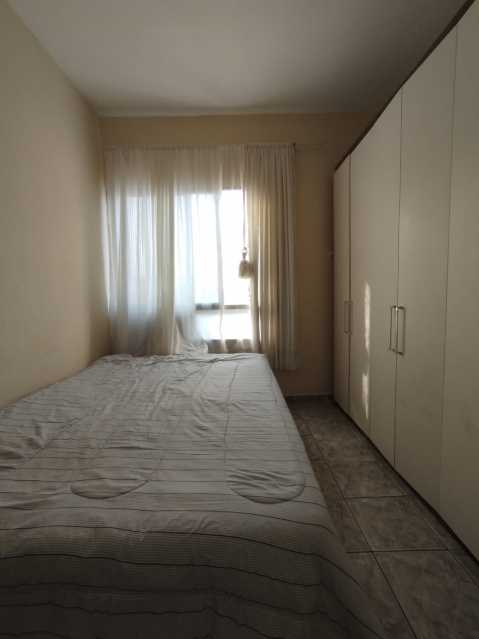 Apartamento à venda com 3 quartos, 60m² - Foto 12