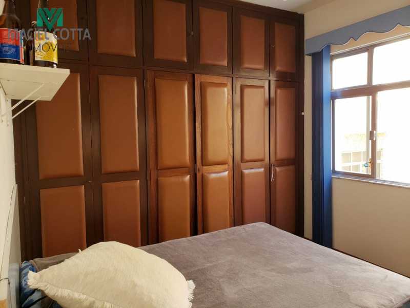 Apartamento à venda com 3 quartos, 110m² - Foto 3