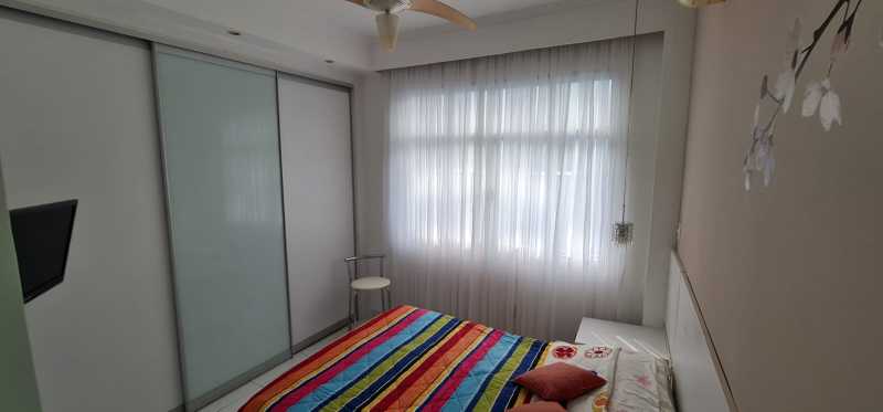 Apartamento à venda com 3 quartos, 109m² - Foto 8