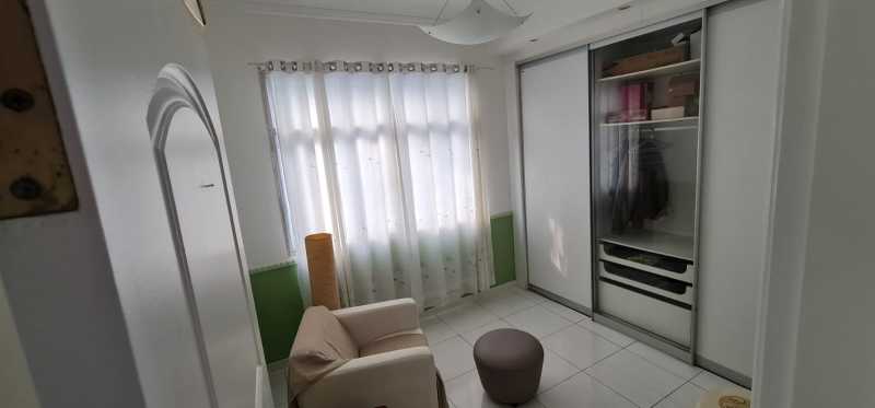 Apartamento à venda com 3 quartos, 109m² - Foto 11