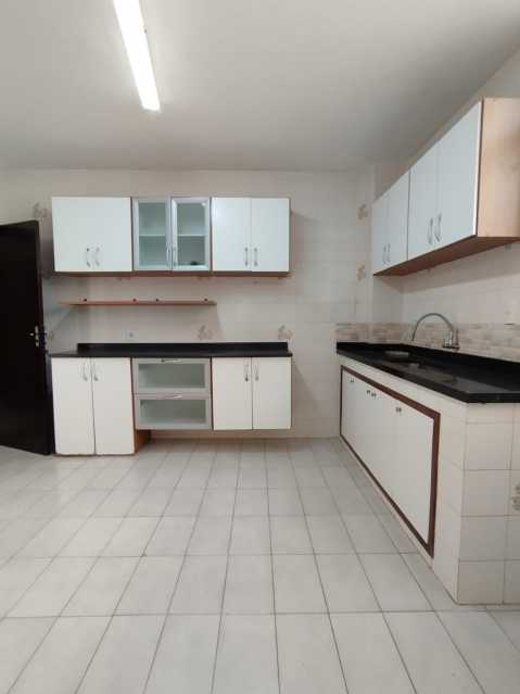 Cobertura à venda com 4 quartos, 220m² - Foto 21