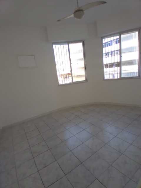 Apartamento à venda com 3 quartos, 85m² - Foto 1