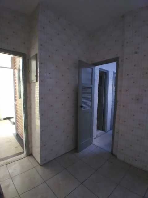 Apartamento à venda com 3 quartos, 85m² - Foto 12