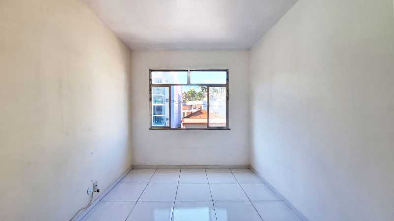 Apartamento à venda com 2 quartos, 75m² - Foto 3