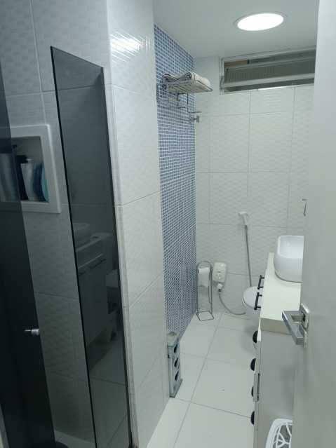 Apartamento à venda com 2 quartos, 80m² - Foto 20