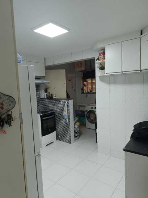 Apartamento à venda com 2 quartos, 80m² - Foto 23