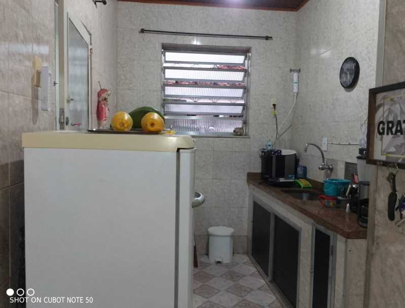 Casa à venda com 2 quartos, 66m² - Foto 12