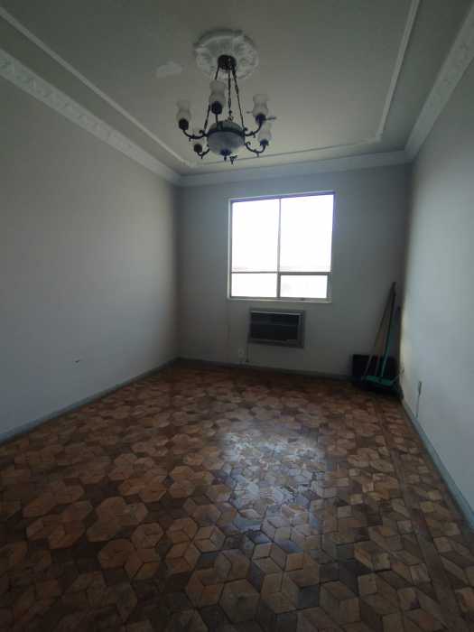 Apartamento à venda com 2 quartos, 40m² - Foto 2